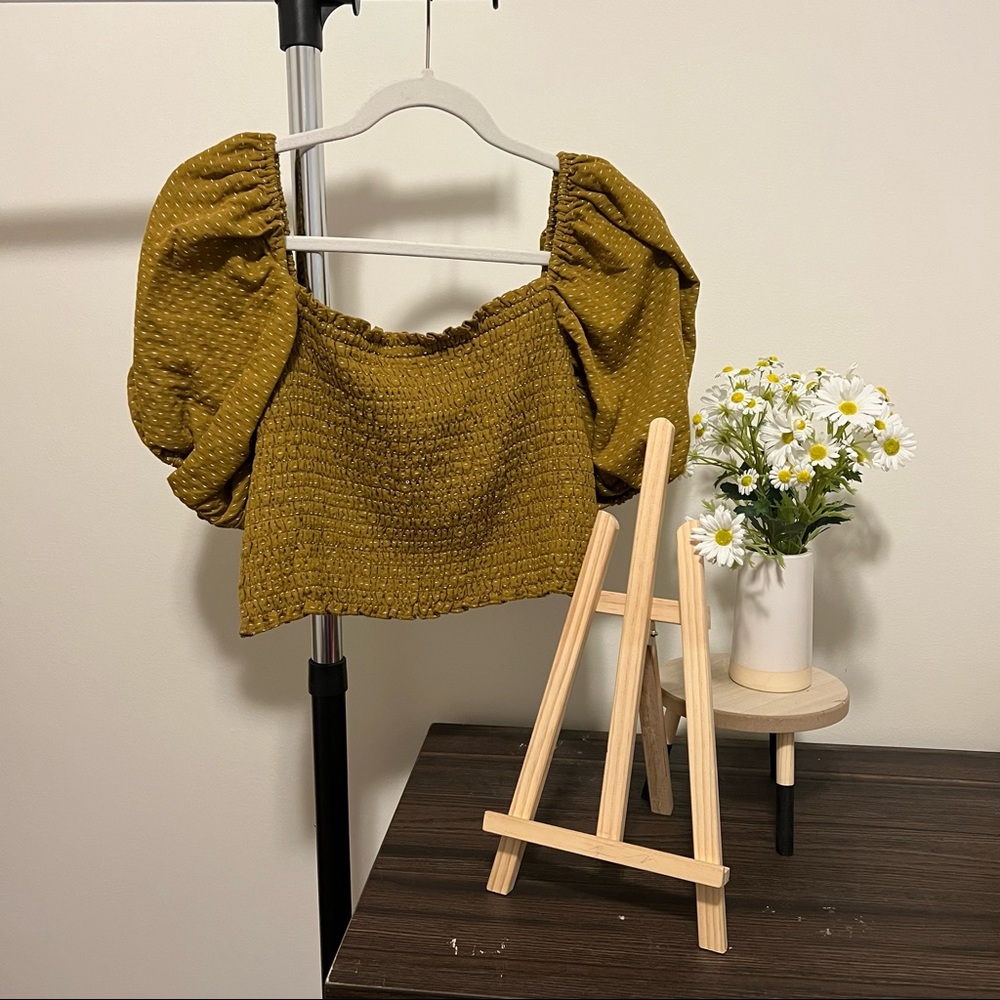 Tan Crop Wild Fable